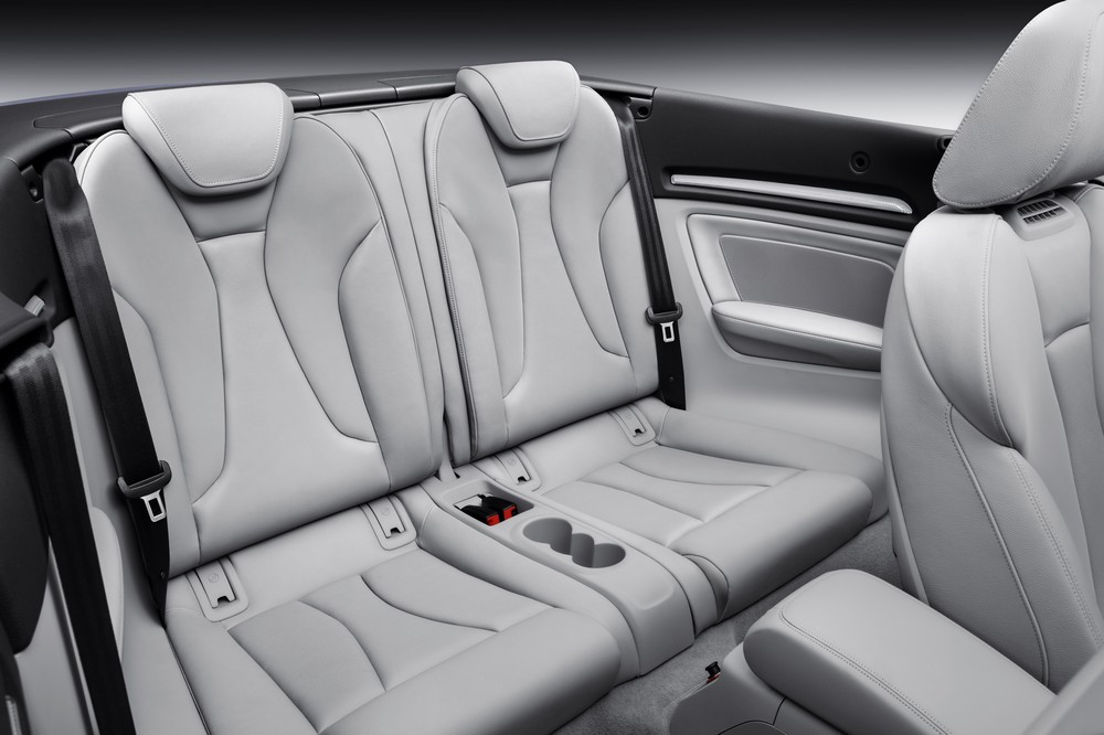 Audi A3 Cabriolet — interior, photo 2